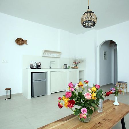 Elia Privileged Suites Andros Ανδροσ Экстерьер фото